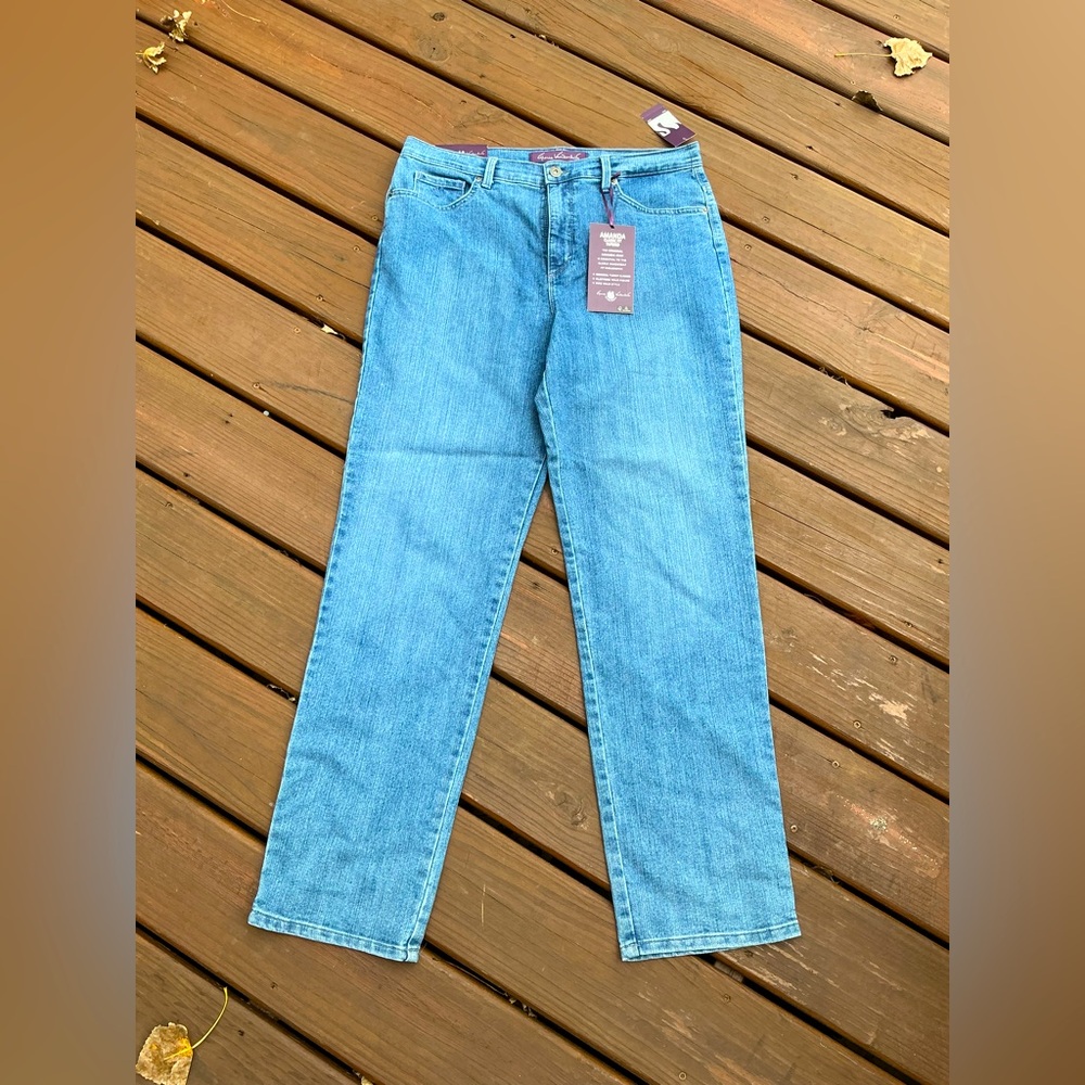 Modern straight fit jeans 💙NWT